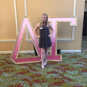 Meet your Posher, Ashley